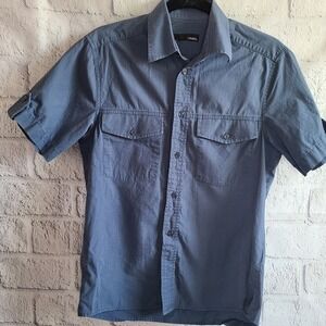 H&M Conwell Blue Button Down Short Sleeve Dress Shirt Size Small